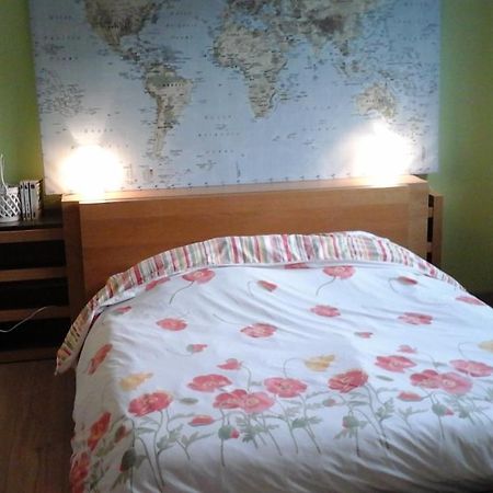 Bed and Breakfast L atelier Casteljaloux Esterno foto