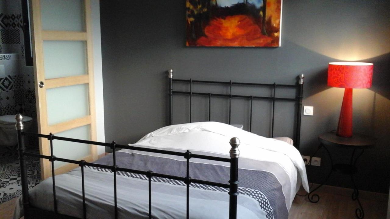 Bed and Breakfast L atelier Casteljaloux Esterno foto