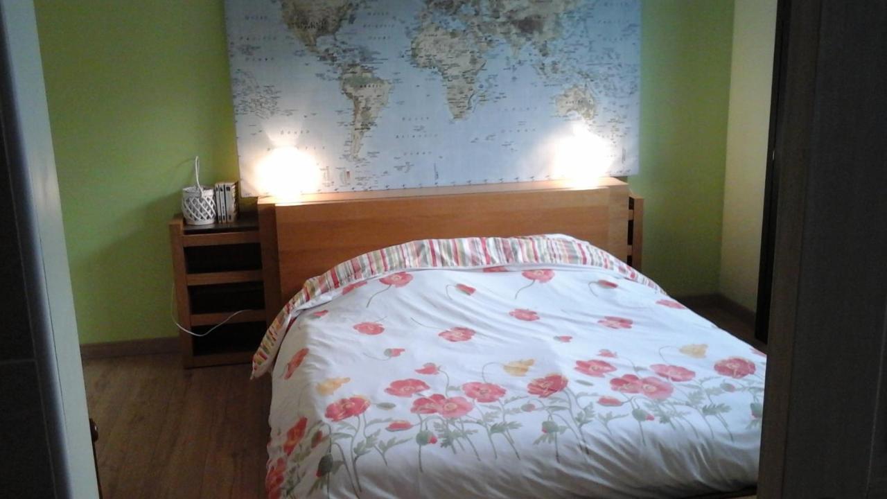 Bed and Breakfast L atelier Casteljaloux Esterno foto
