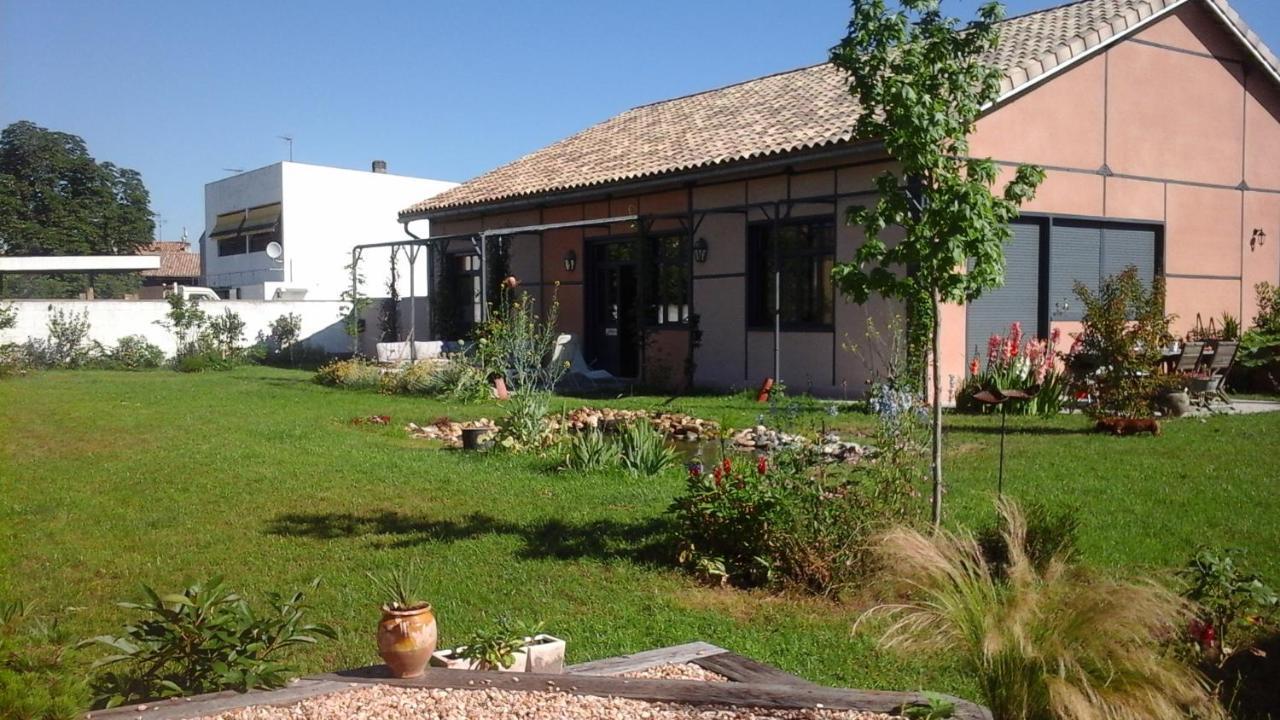 Bed and Breakfast L atelier Casteljaloux Esterno foto